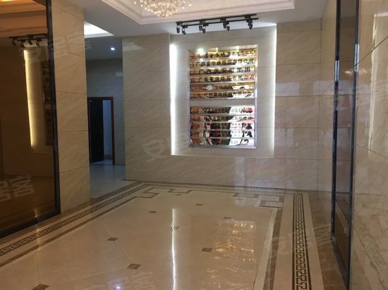 富安居集团办公楼 