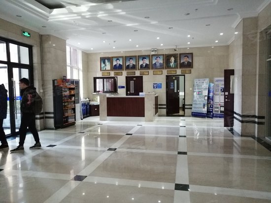 研究生教育大厦 