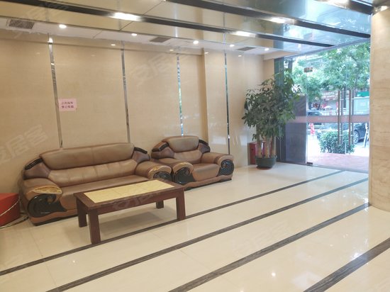 华创达中心商务大厦 