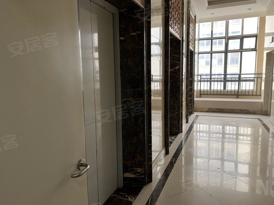 万家城市广场(办公) 