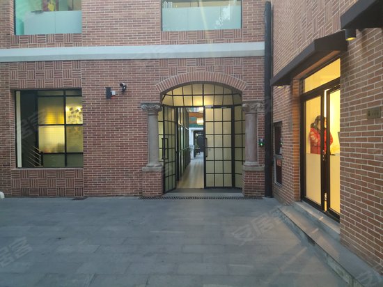 复兴东路950号园区 