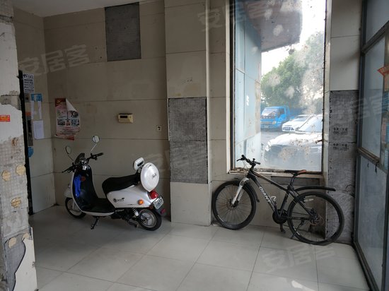 汇坚国际QQ公寓 