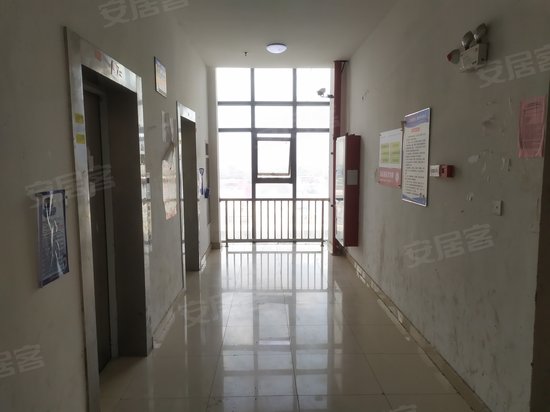 润丰商业广场金领公寓 