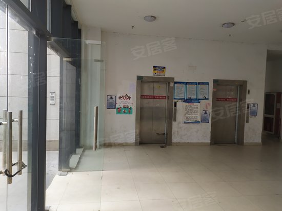 润丰商业广场金领公寓 