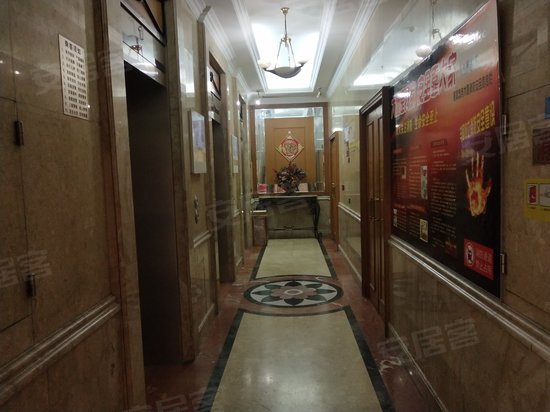 重庆宾馆商务大厦 