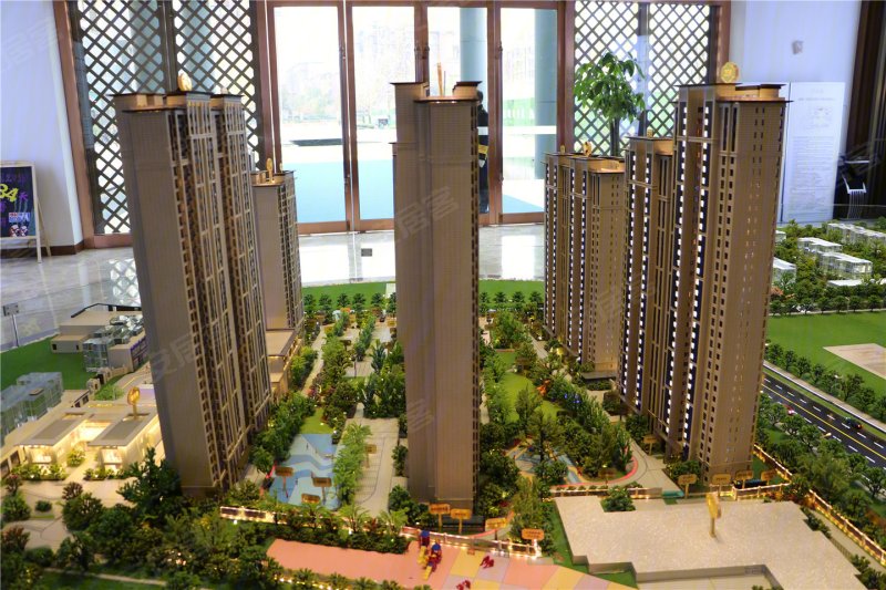 融侨美域,紫荆山南路与阳光大道交叉口东约200米路北-郑州融侨美域