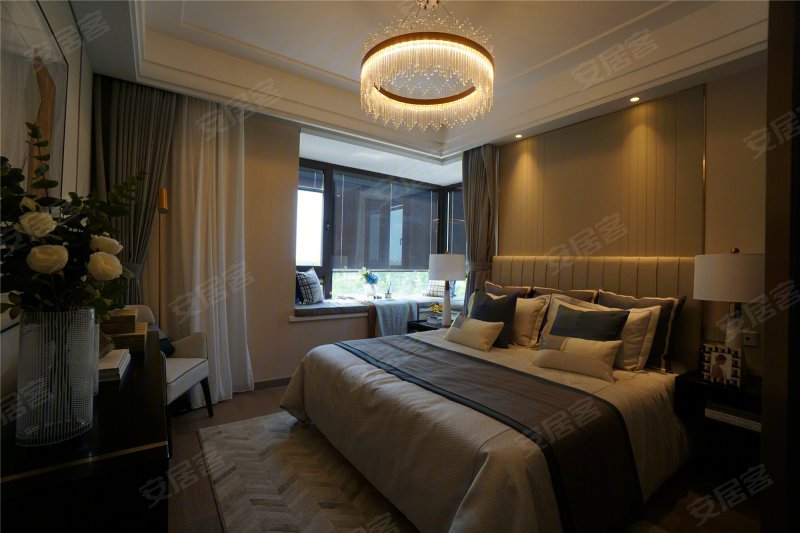 澜庭金水湖板块在卖一手住宅,现房出售,即买即住,看房接送