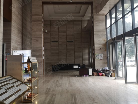 重庆龙头寺旅游集散中心商务大楼 