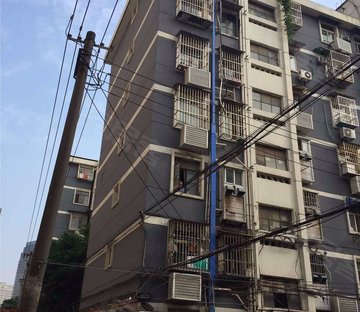 多伦路42-46号小区