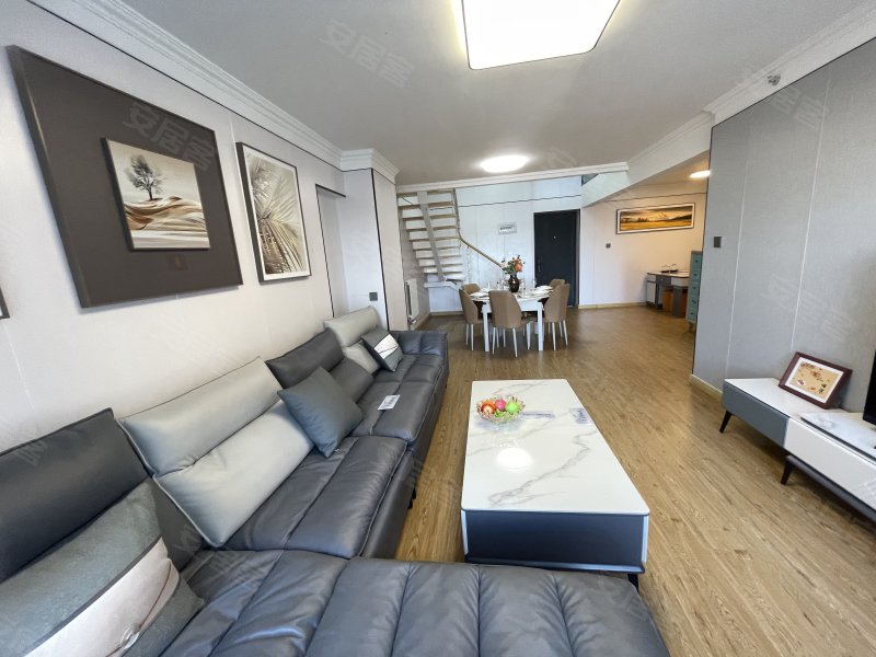 西置·瑀美福景4室2厅4卫84.99㎡南北42万