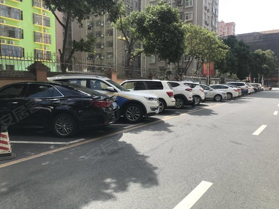 宝捷安经贸中心大厦 