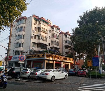 镇兴路70号小区