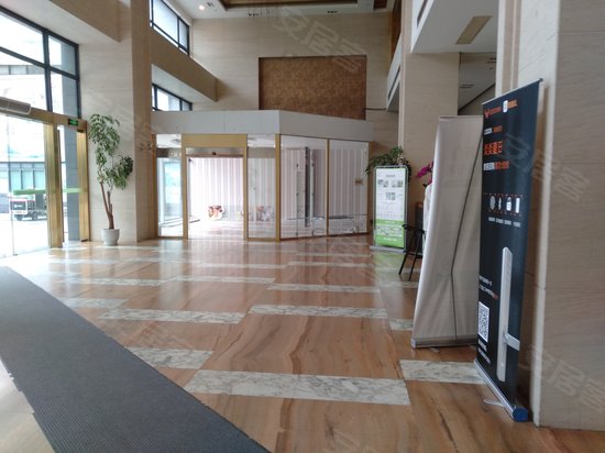 雅戈尔雷国际中心 