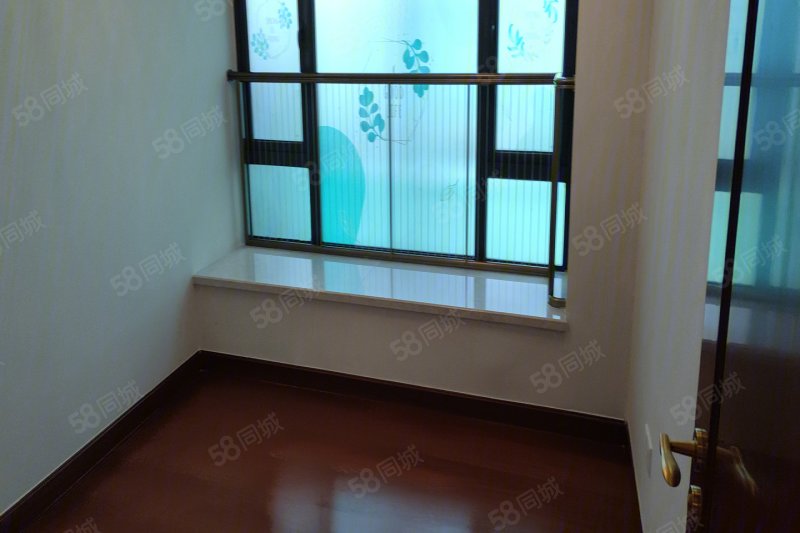 韶关恒大城4室2厅2卫123㎡南北55万