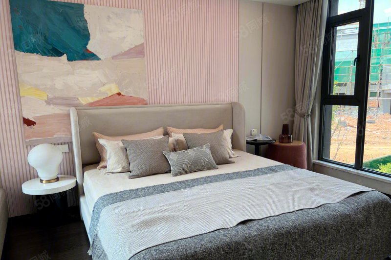 中铁黑龙滩国际旅游度假区4室2厅167㎡230万二手房图片