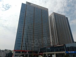 5元 齐盛广场 带办公家具 奥盛大厦,济南高新齐鲁软件园三庆齐盛广场