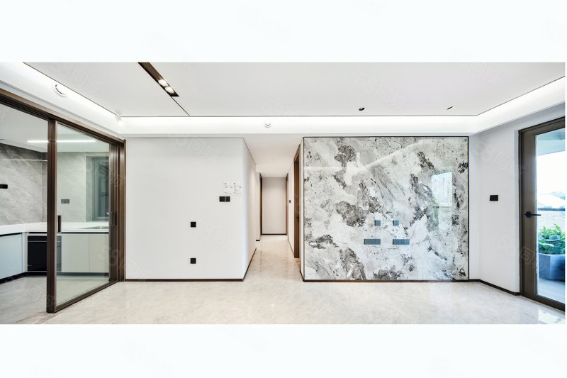 万科翠湾中城MAX4室2厅118㎡136万二手房图片