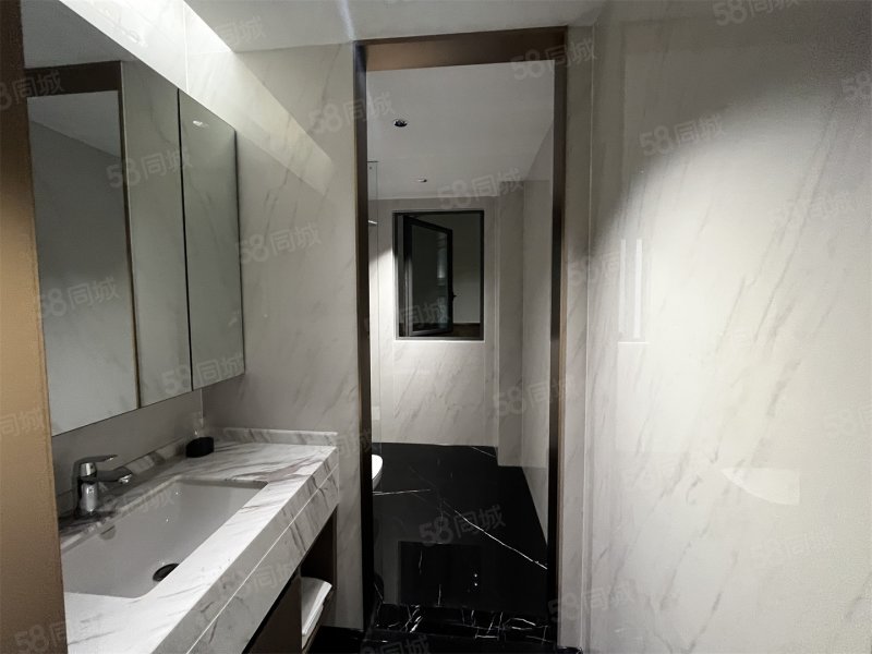 润和悦山府(新房)4室2厅132㎡106万二手房图片