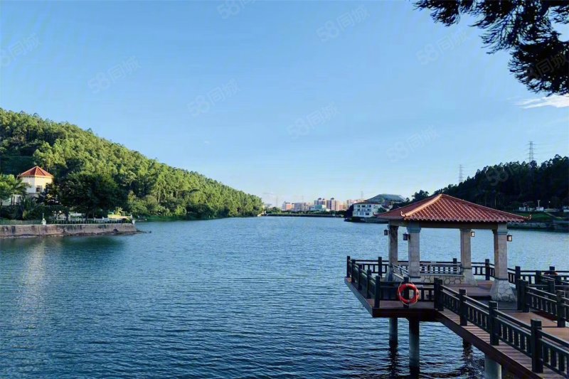 金湖花园天岚  117平方 内部特价单位 648万推荐新房3室2厅2卫117㎡南