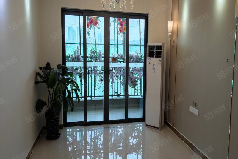 韶关恒大城4室2厅2卫123㎡南北55万