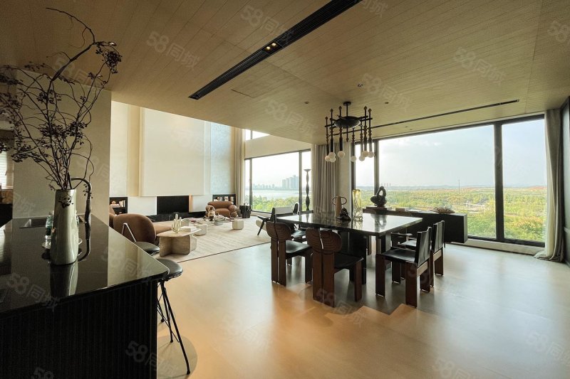 万科松湖天地·隐秀4室2厅149㎡179万二手房图片