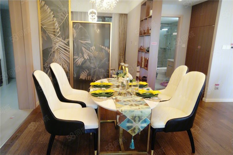 书香华府(新房)4室2厅131㎡万二手房图片