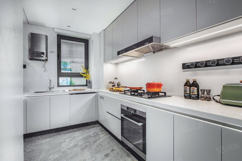 和光悅府(新房)4室2廳3衛(wèi)170㎡南1496萬