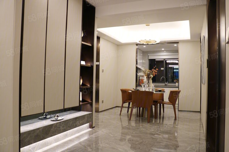 璞悦one(新房)4室2厅2卫130㎡南335万