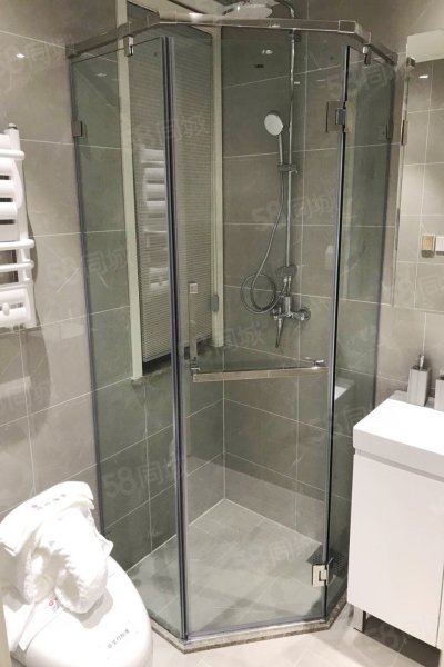 綠城西府海棠3室2廳1衛(wèi)90㎡南北468萬