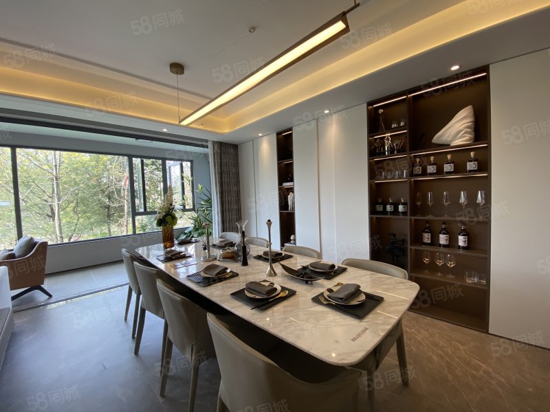 珠江铂世湾4室3厅211㎡342万二手房图片