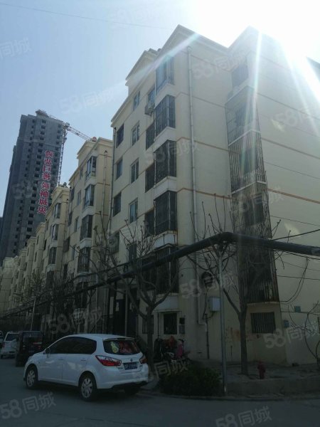 新时代广场北区，文轩   ，紧邻聊大，性价比高，带租出售