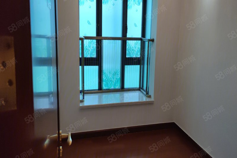 韶关恒大城4室2厅2卫123㎡南北55万