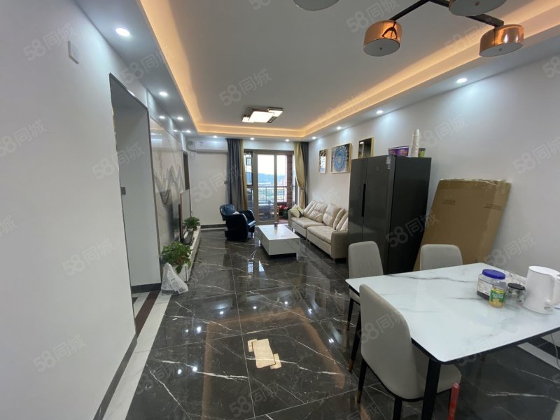 海逸豪庭3室2厅125.39㎡320万二手房图片