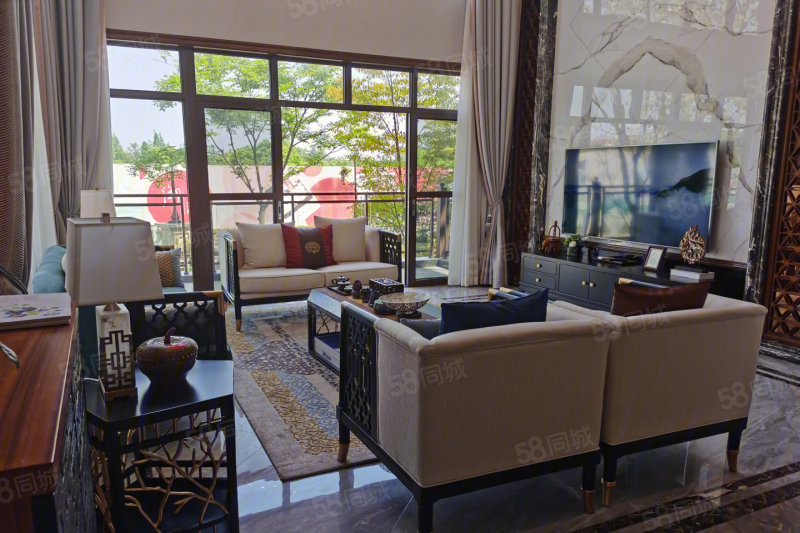 御青城4室2厅239㎡360万二手房图片