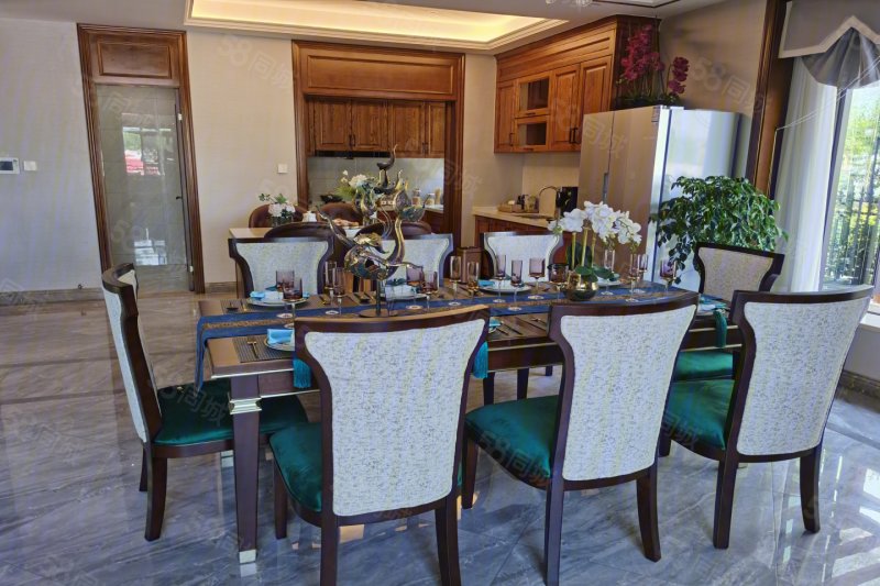 御青城3室2厅180㎡275万二手房图片