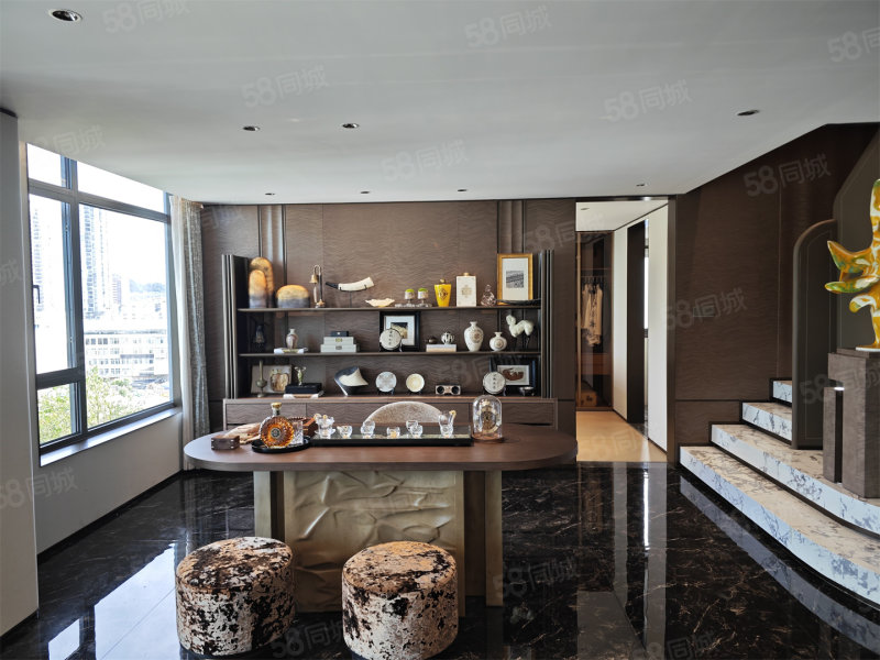 洋浦頭号山4室2厅137㎡164万二手房图片