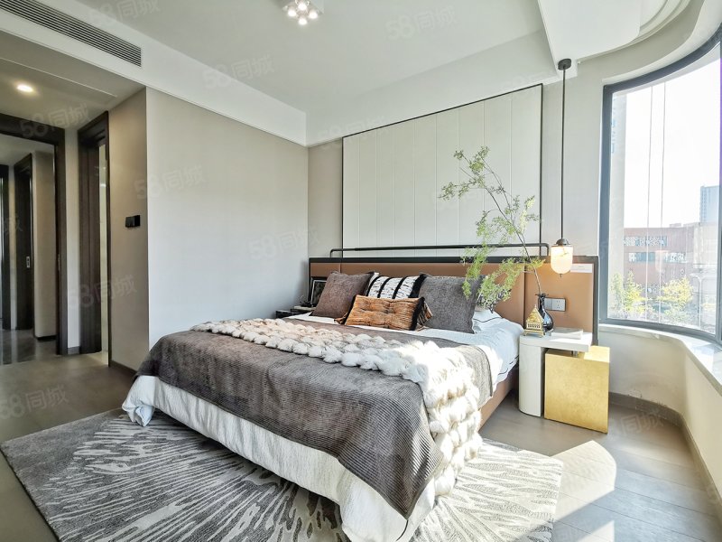 高投合悦锦萃4室2厅167㎡231万二手房图片