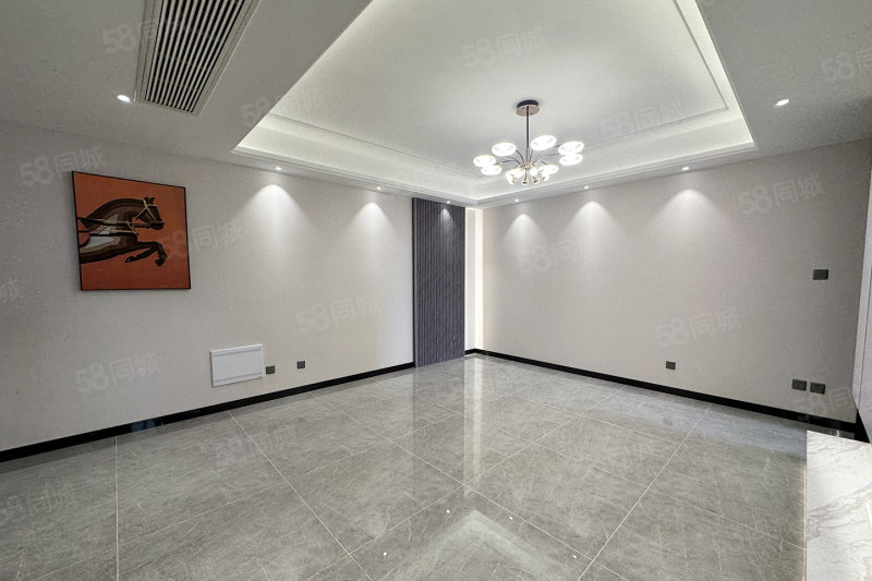 兴庆御苑1室2厅63.73㎡110万二手房图片