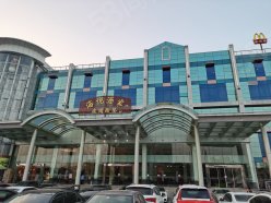 西乡流塘,新城广场精装办公室直租,赠红本申请创业补贴,深圳宝安港隆