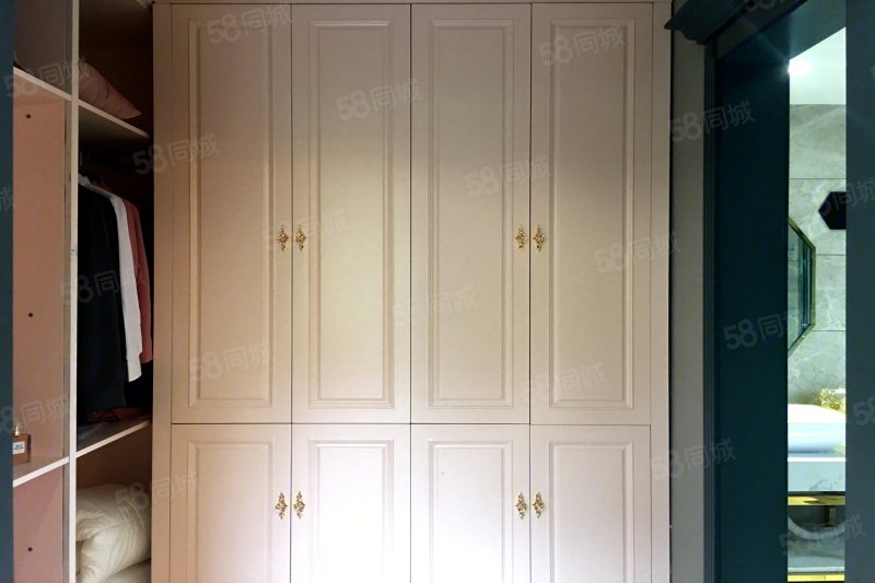 贵高速花溪26°4室2厅163.66㎡90万二手房图片