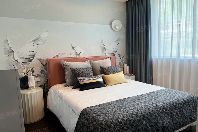 中铁黑龙滩国际旅游度假区4室4厅232㎡380万二手房图片