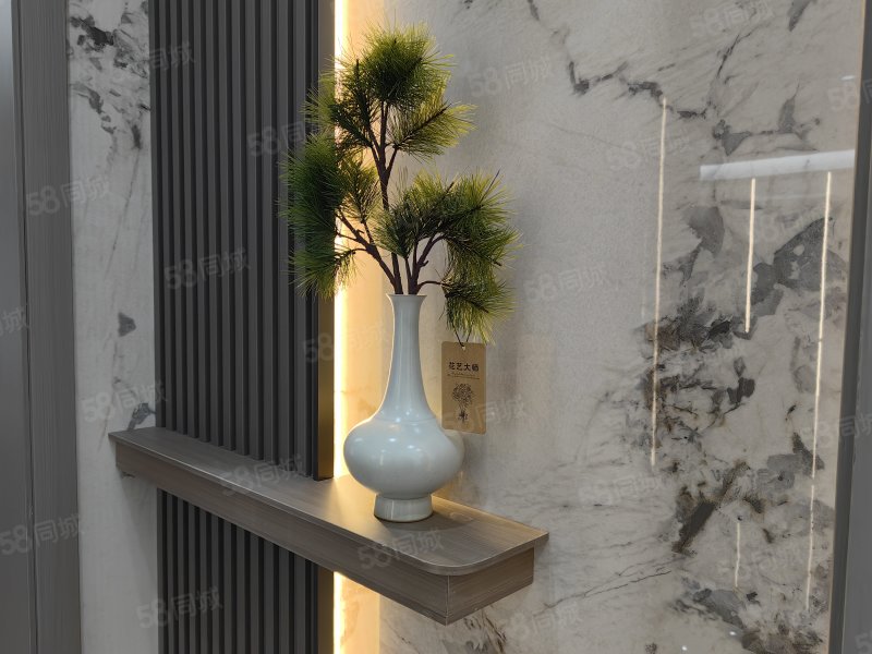 君悦盛荟4室2厅163.98㎡139万二手房图片