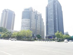 (出租) 地铁口 浙商大厦70平1加1精装修带家具价格便宜