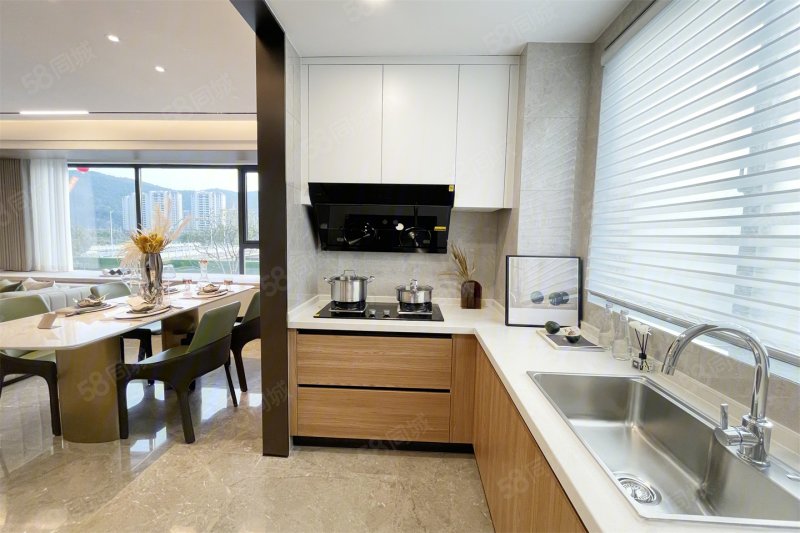 正黄和锦府(新房)3室2厅2卫89㎡南111万