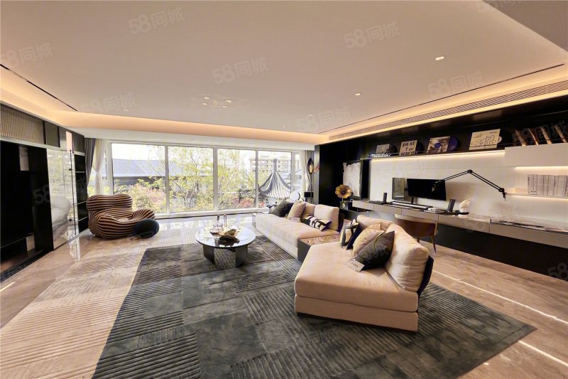 环山路泰山龙胤超大落地窗国悦山联排洋房山和院子