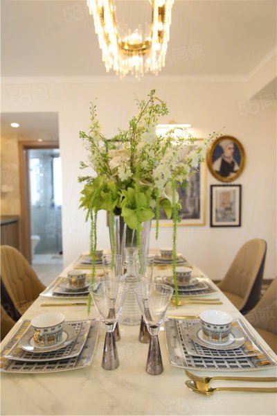 金地艺境天成(新房)4室3厅211㎡169万二手房图片