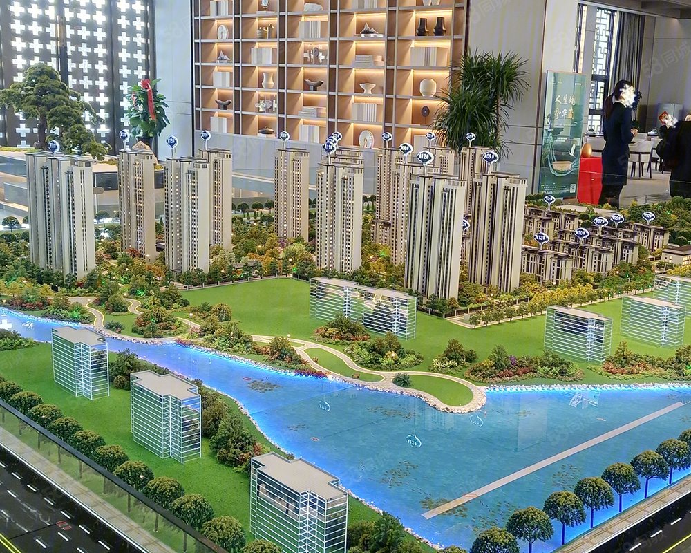 蓝天澜湖小镇新房