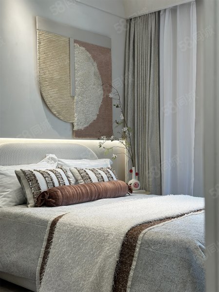 领航学府3室2厅105㎡47万二手房图片