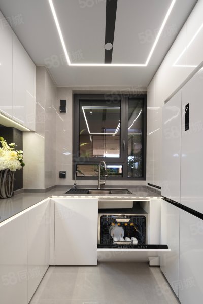 金隅·花溪云錦4室2廳2衛(wèi)108㎡南北626萬