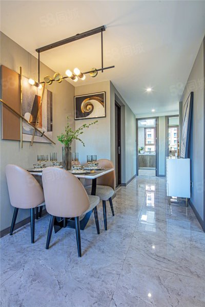 金辰府3室2厅89㎡472万二手房图片